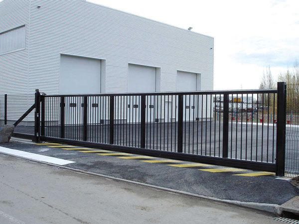 Cantilever Gates | Cantilever Sliding Gates | Cantilever Gates for ...